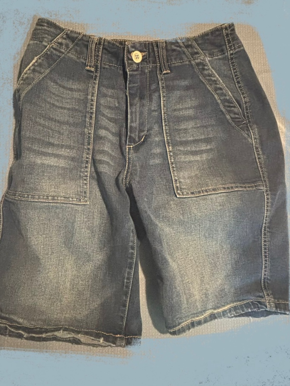 Medium wash denim jeans shorts, high rise high waisted loose comfy